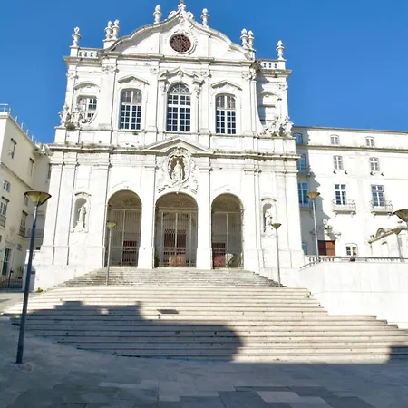 Pied A Terre Tram 28 Lisboa