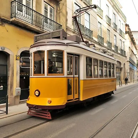Pied A Terre Tram 28 * Lisbon